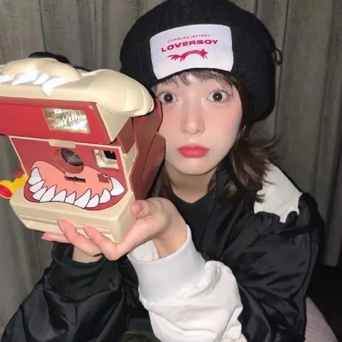 骇故事之女舍惊魂